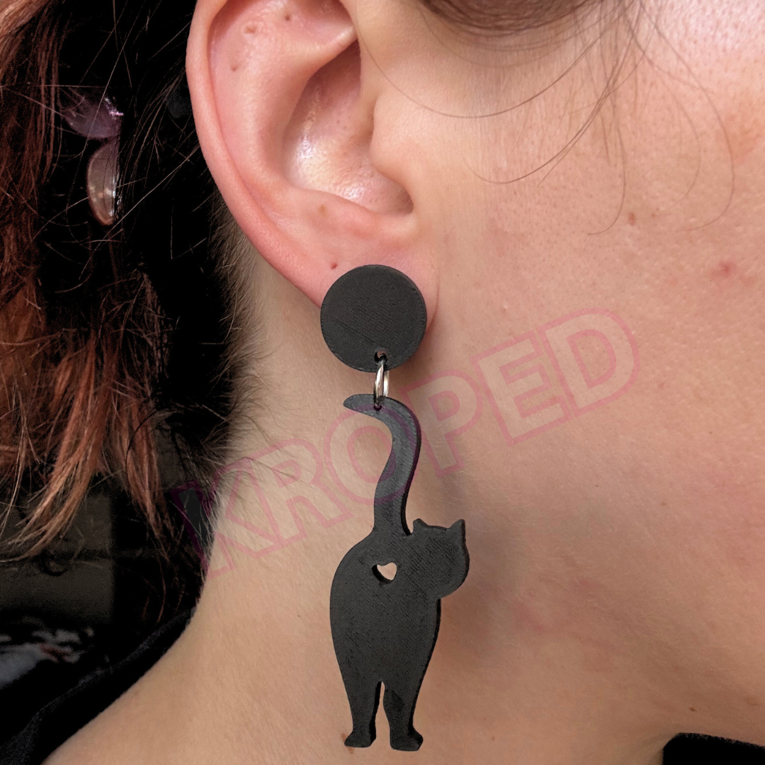 Heart Butt Cat Earrings