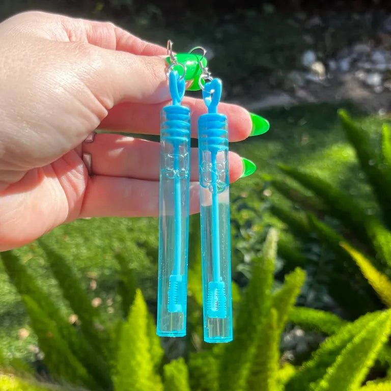 Bubble Wand Heart Earrings - Kroped