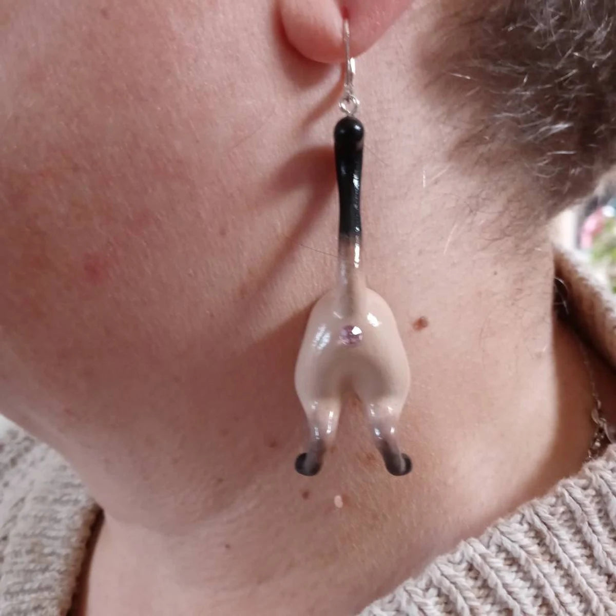 BlingHole Cat Butt Earrings