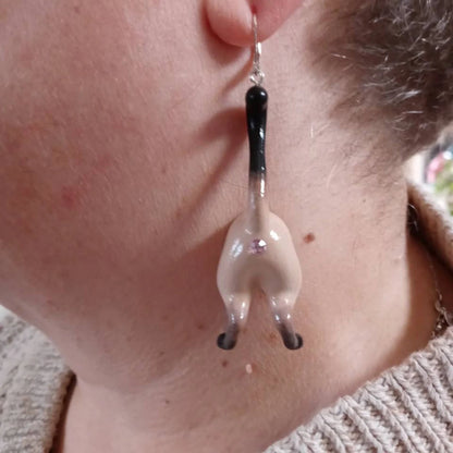BlingHole Cat Butt Earrings